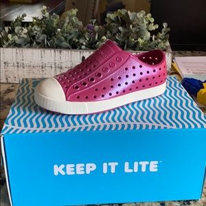 Native kids water shoes